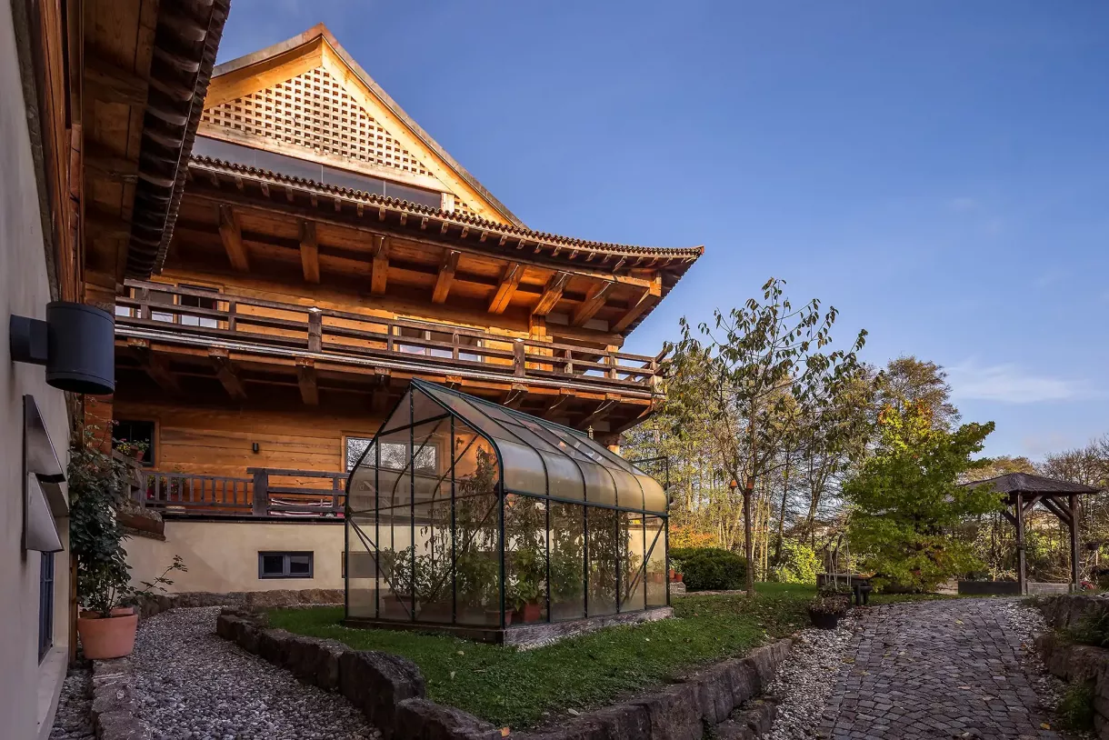 Duffner blockbau holzhaus pagode muenchen © helmuth scham 218